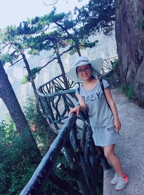 李亚丽